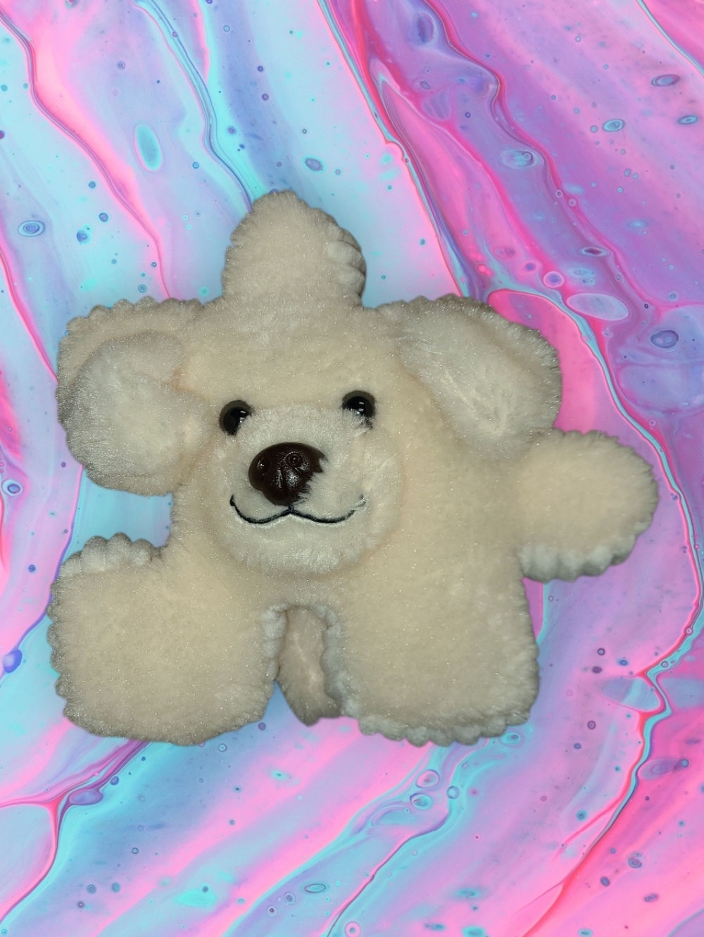 Pluzzes dog stuffed animal plush toy